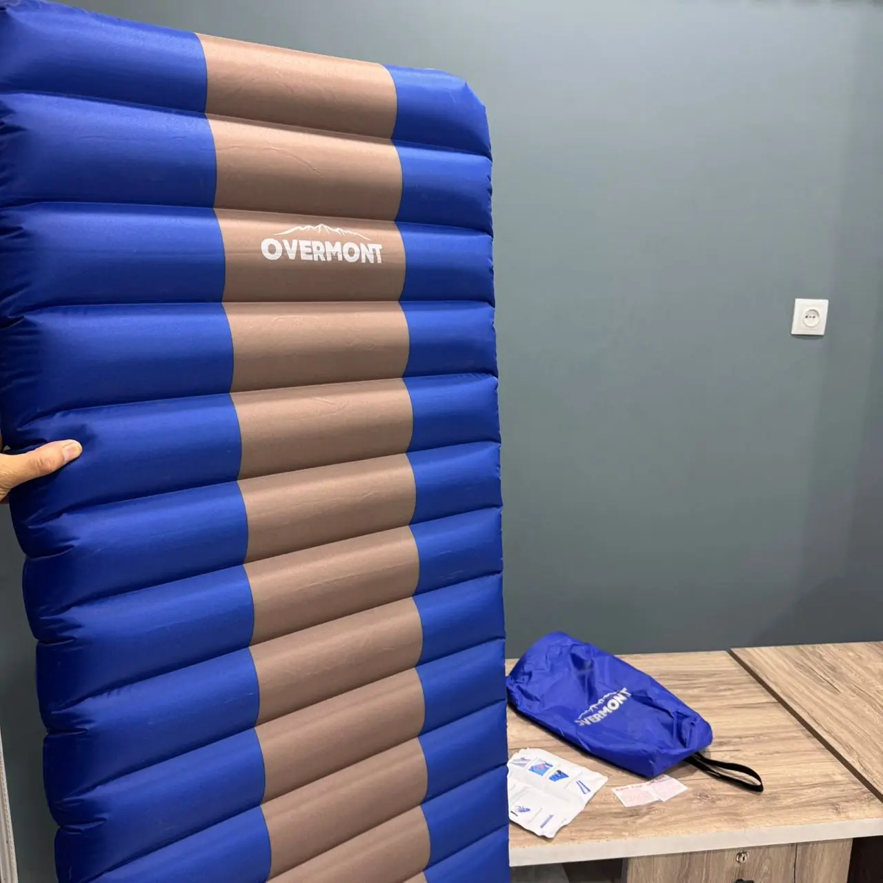 MATELAS AUTOGONFLANT CAMPING OVERMONT K2 SELF INFLATING SLEEPING PAD MAX 200KG